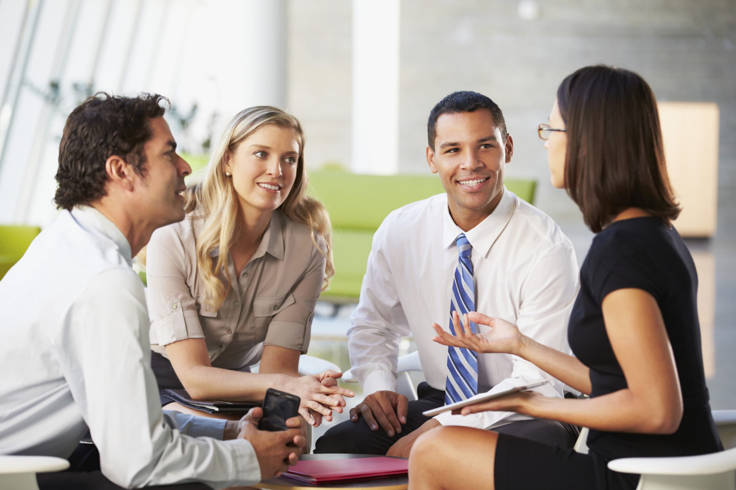 4 people meeting